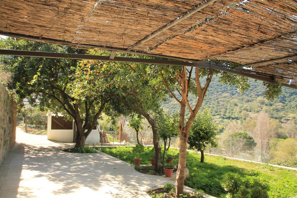 Maison d'hôtes La Fuente De El Nacimiento à Benamahoma Extérieur photo